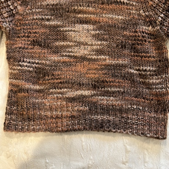 Ladies Line sweater - Picture 9 of 11